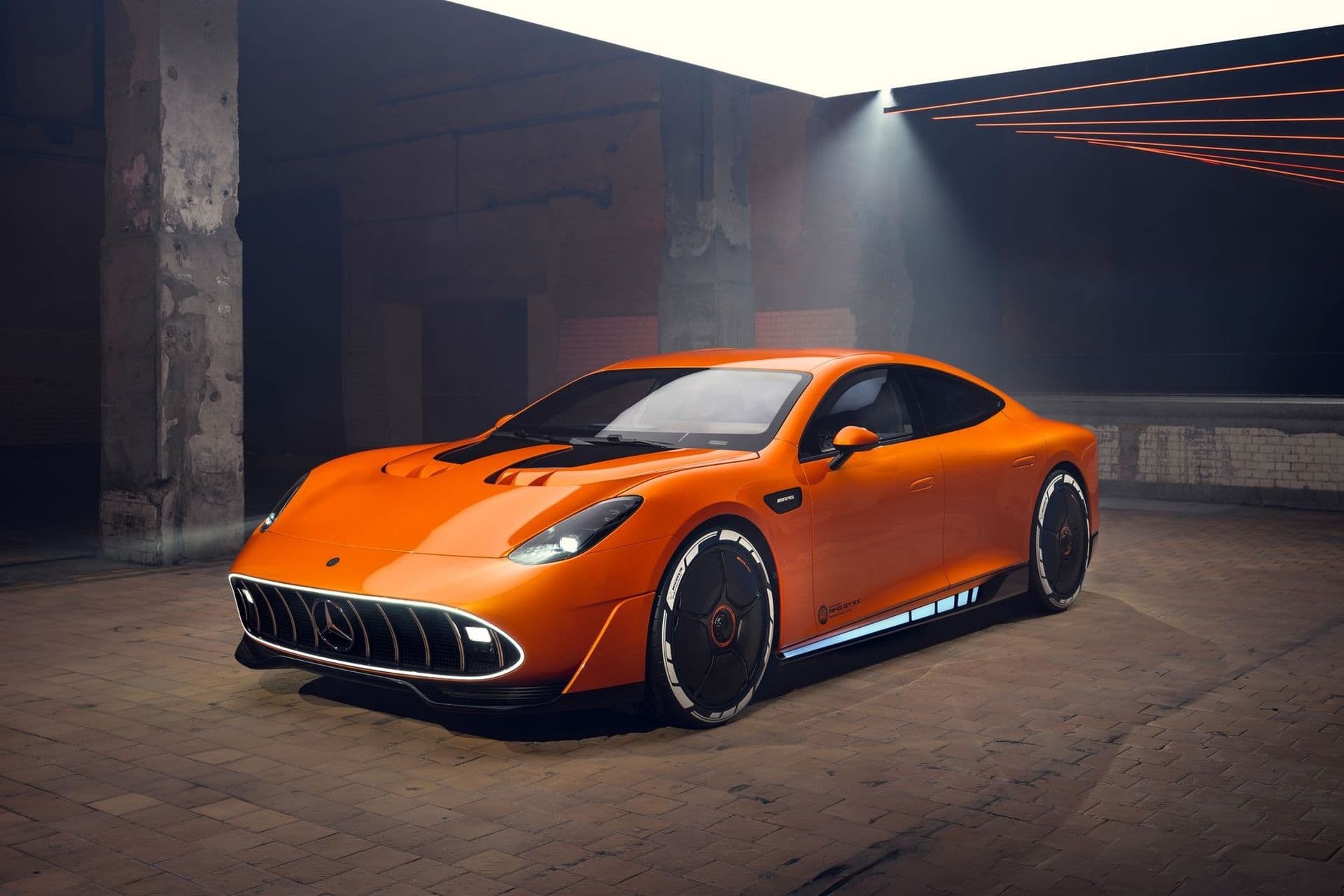 Cover Image for Mercedes-AMG GT XX: 1000 kW stark, 360 km/h schnell