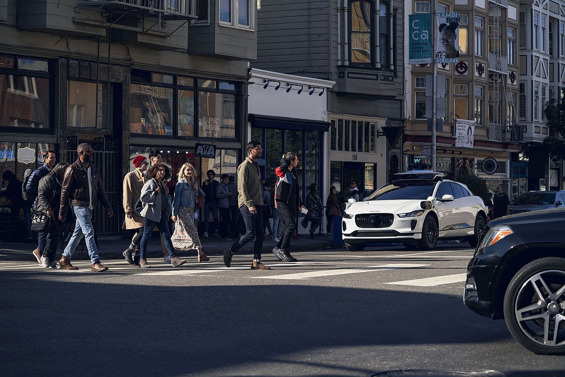 Cover Image for Robo-Autos: China, Tesla oder doch VW vorn?