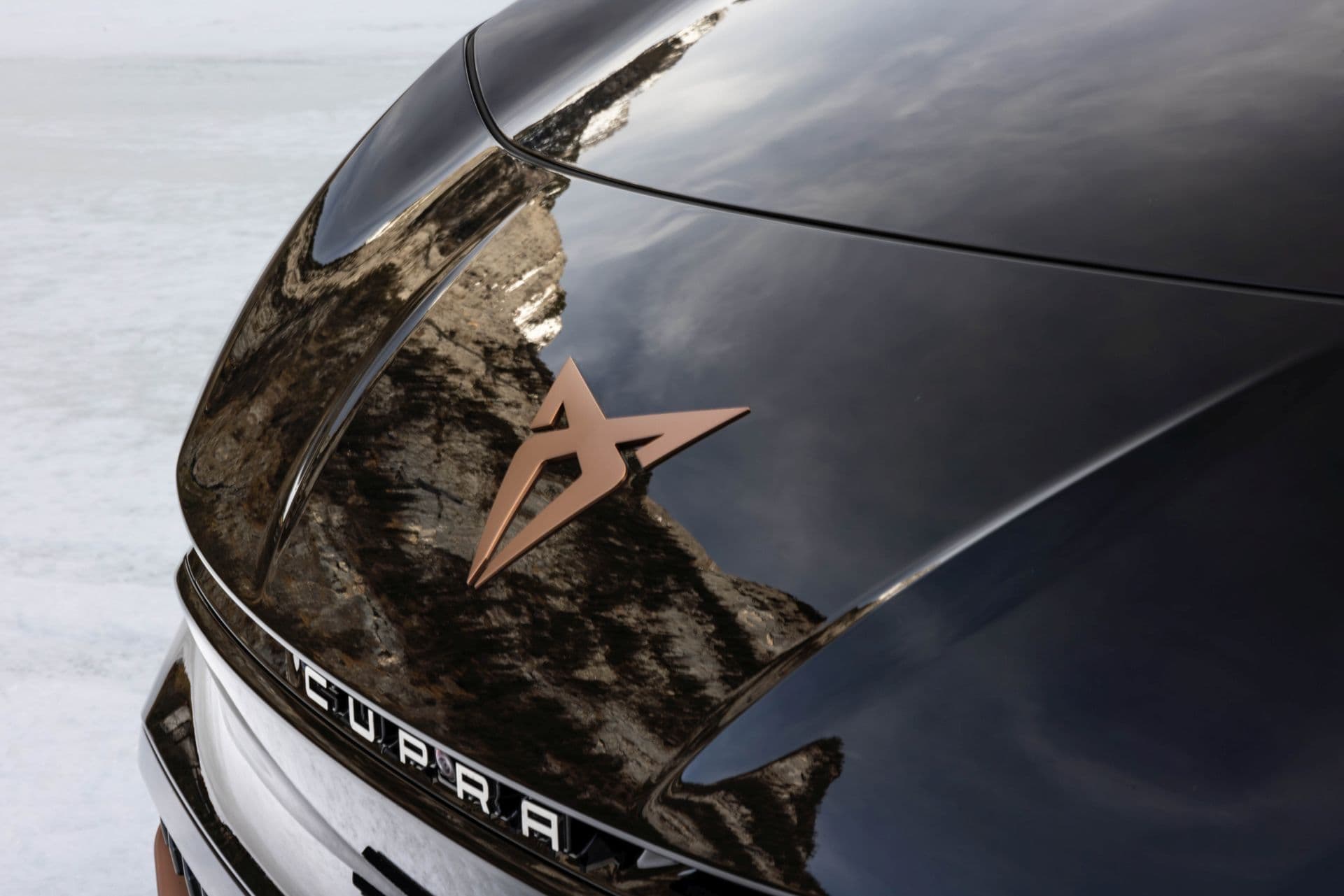 Cover Image for Facelift des Cupra Born auf Testfahrten unterwegs
