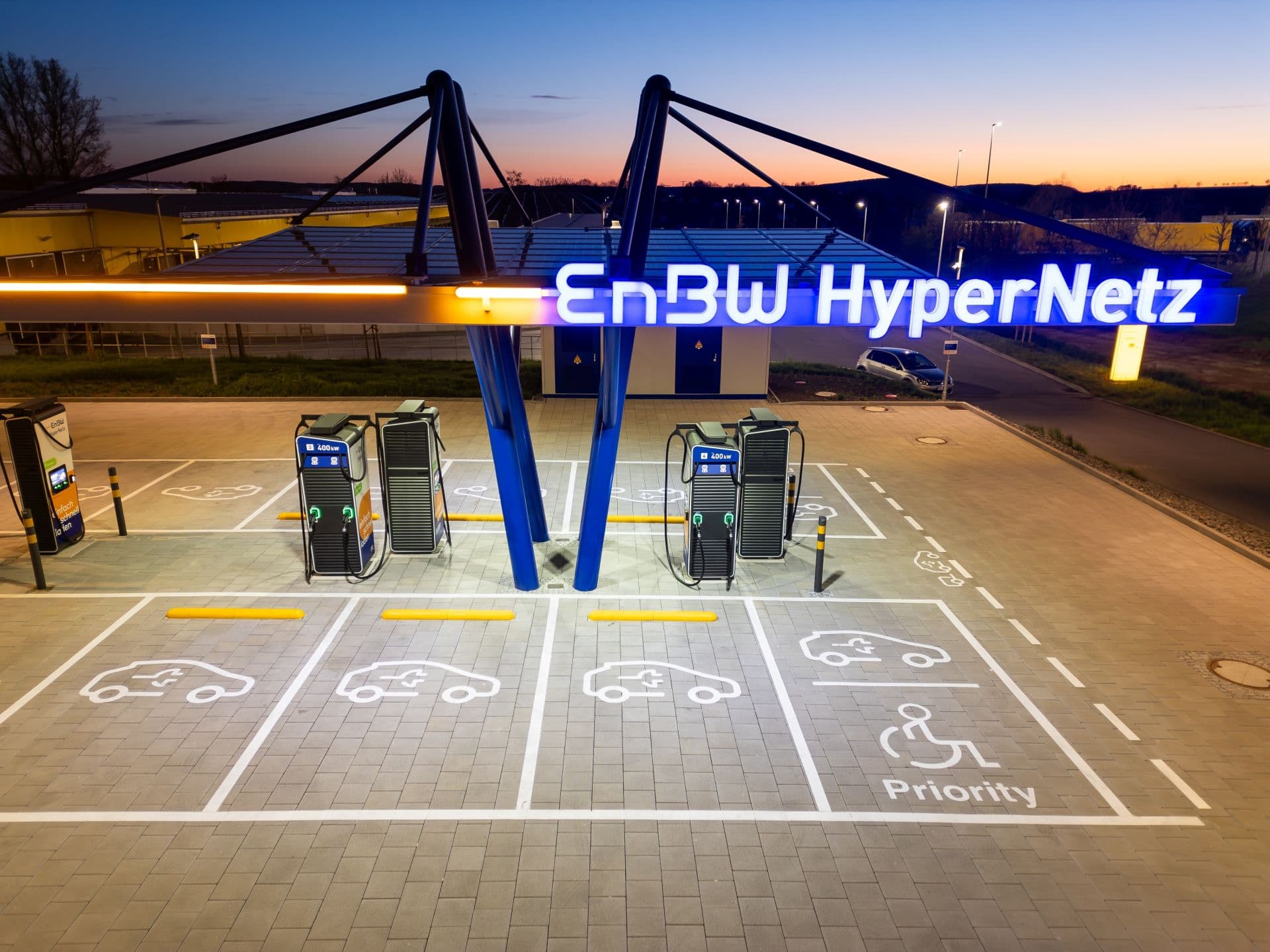 Cover Image for EnBW dampft Schnellladeziel bis 2030 deutlich ein
